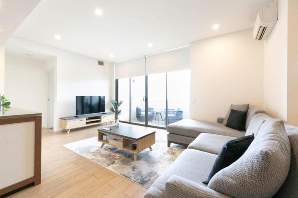 Waterview 2 Bedder, Very Quiet! Near Olympic Park Apartment *