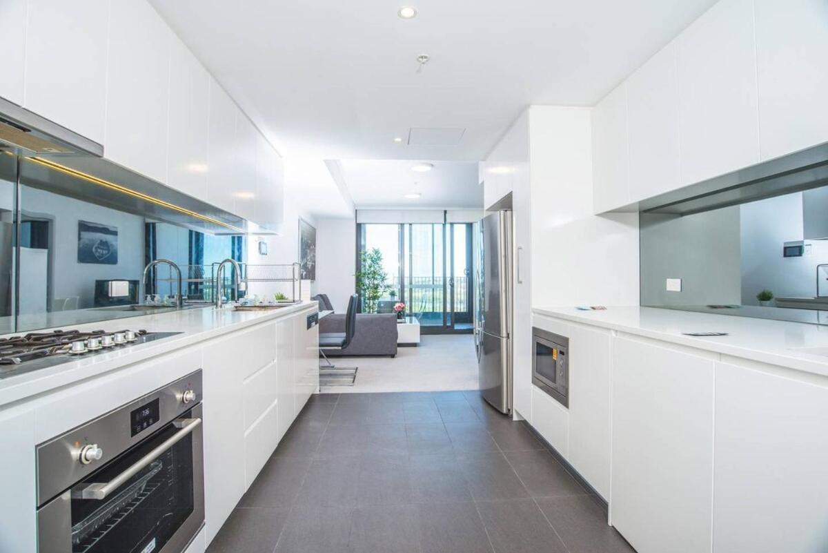 Minimalism Modern Apartment*waterview*parking＊iga
