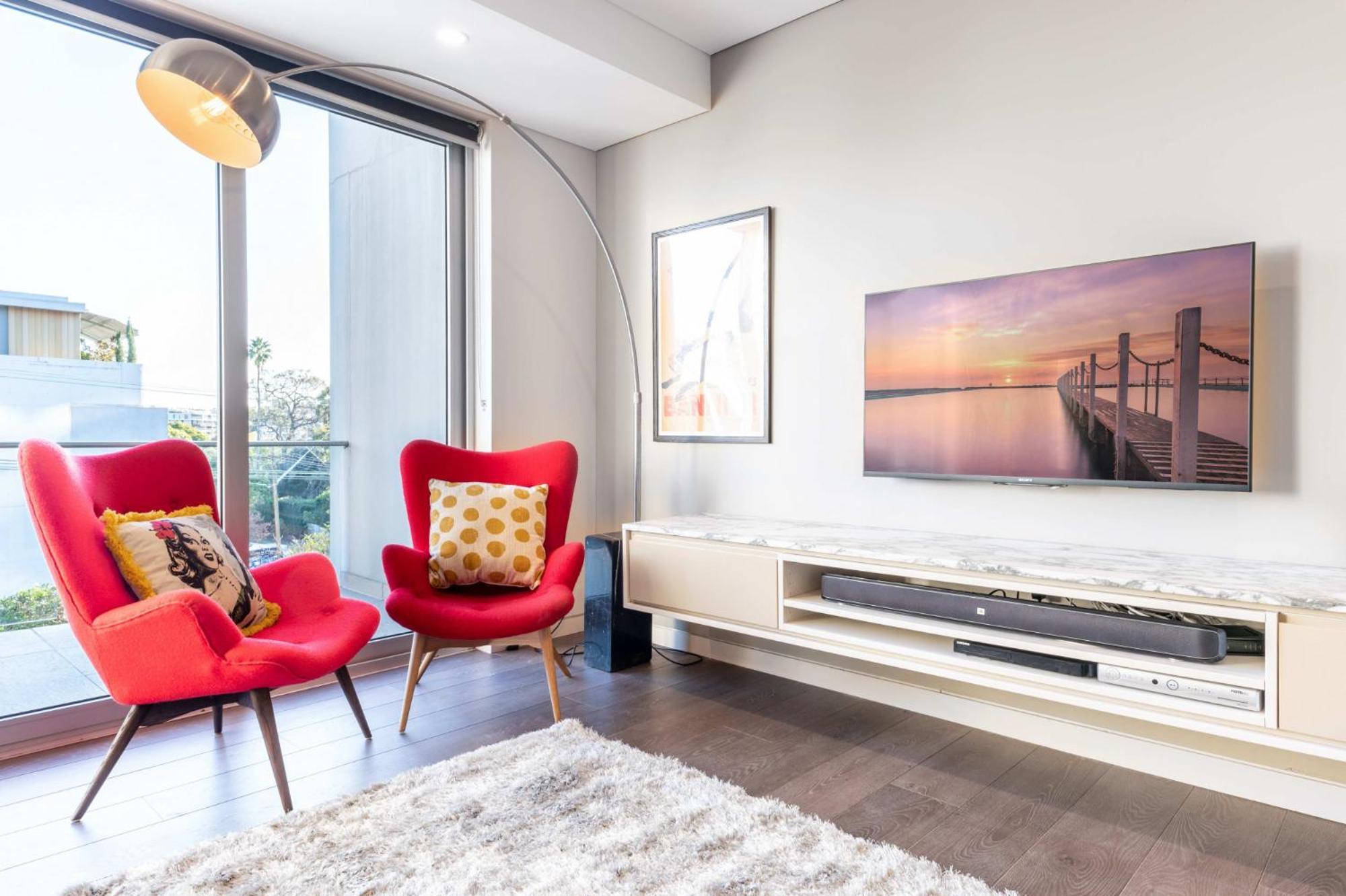Comfy 1-bed In Perfect Location *