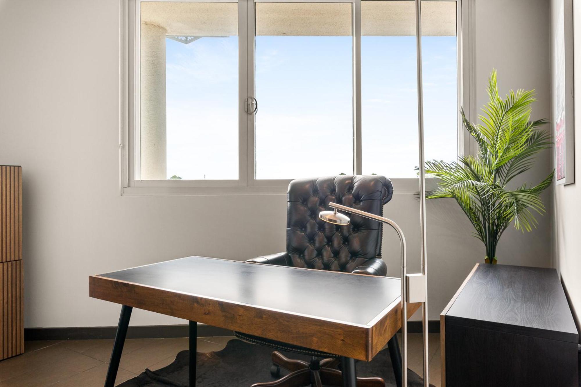 Apartment Elegant 1-bed By Riverside Park & Amenities Sydney
