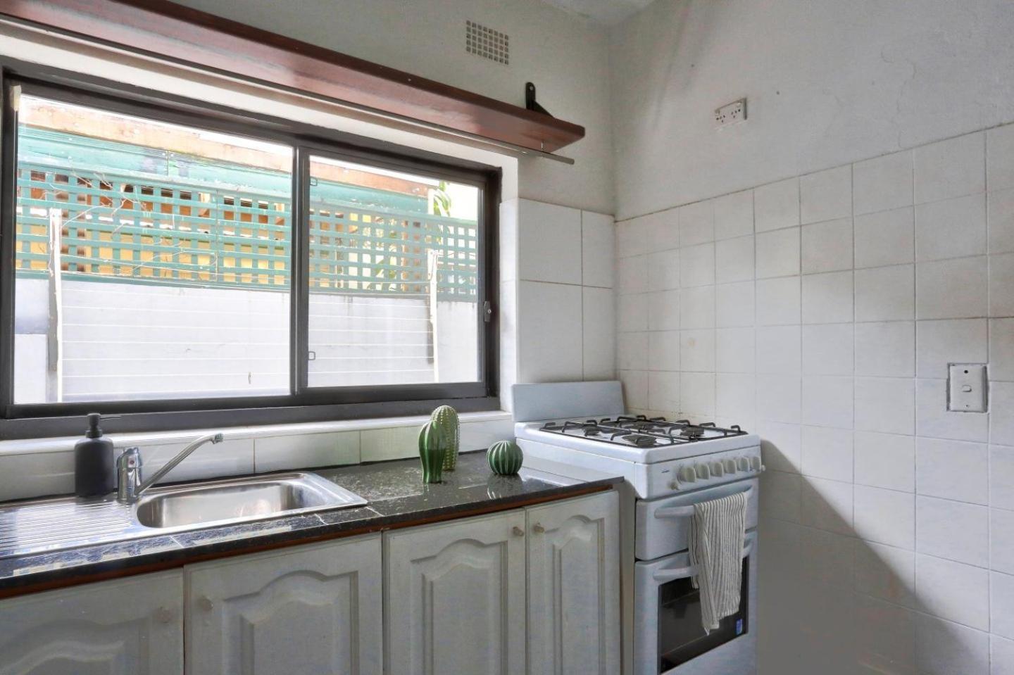 Affordable 2 Bedroom House Surry Hills 2 E-bikes Included *