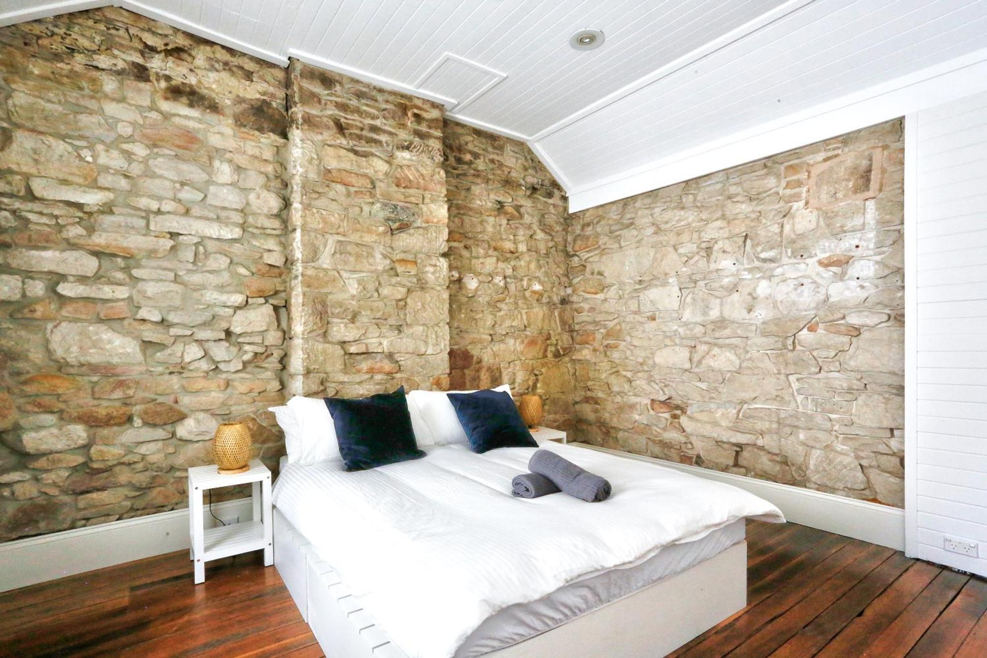 Spacious 3 Bedroom House Darlinghurst Centre 2 E-bikes Included Sydney