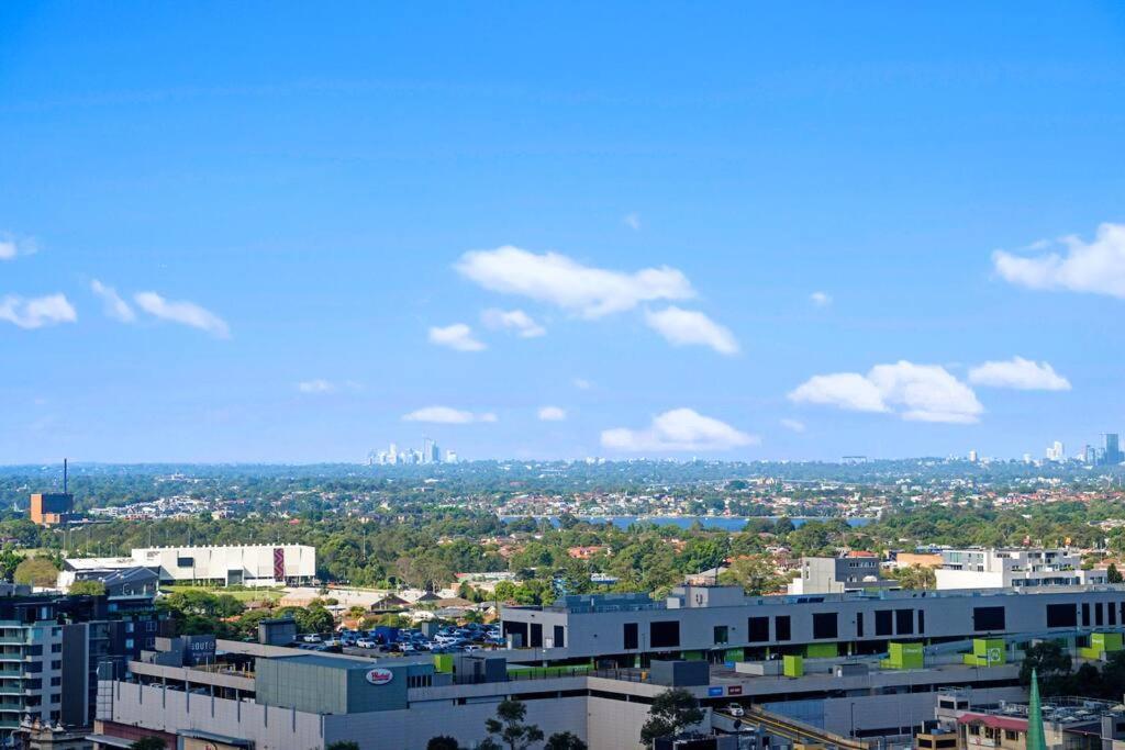 Sky View 2b1b@burwood * Sydney