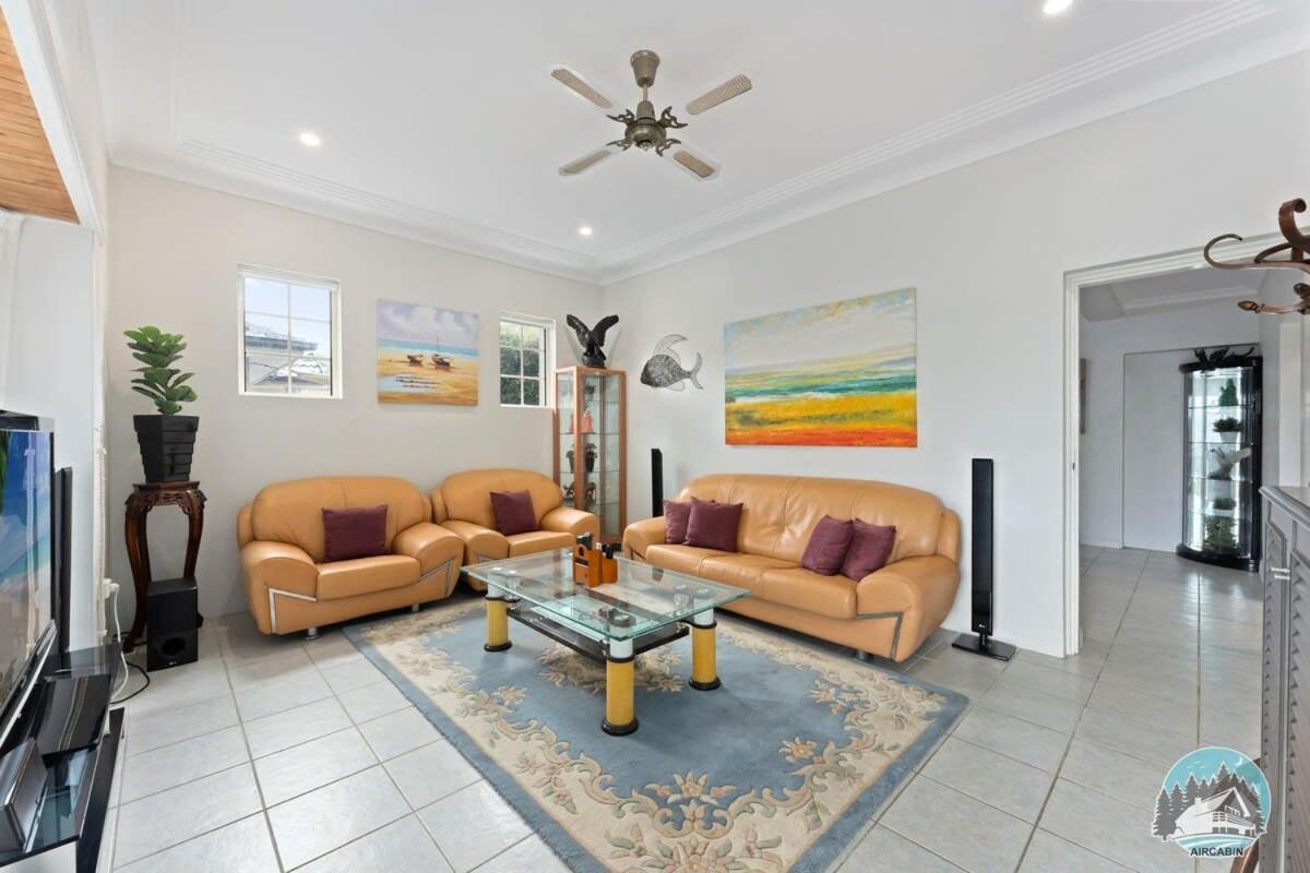 Aircabin - Blakehurst - Spacious - 5 Beds House Casa de férias