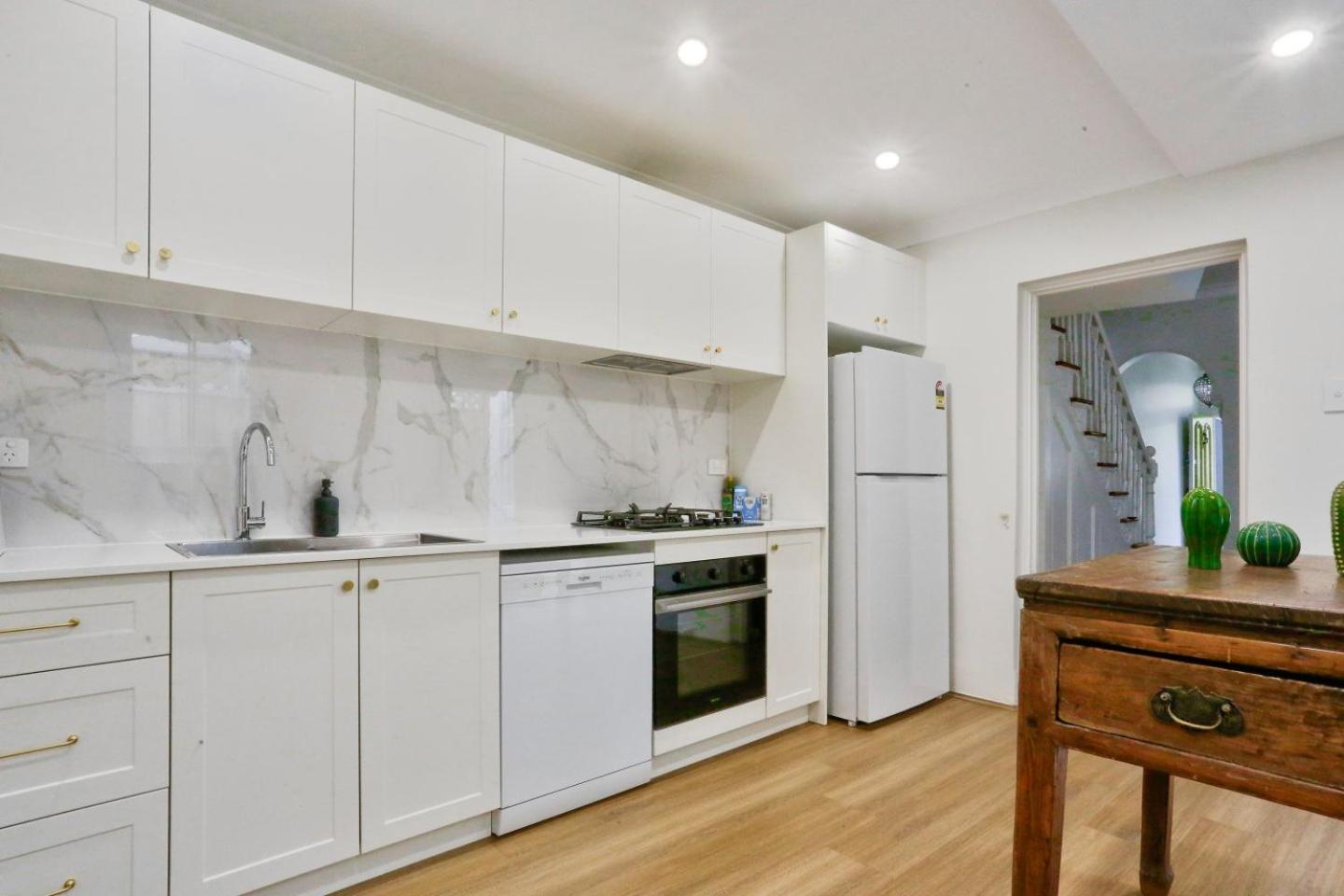 Ideal 3 Bedroom House In Chippendale With 2 E-bikes Included