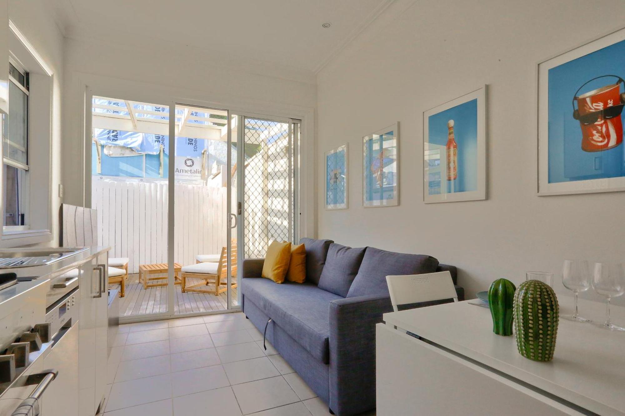 2 Bedroom House Situated At The Centre Of Surry Hills 2 E-bikes Included *