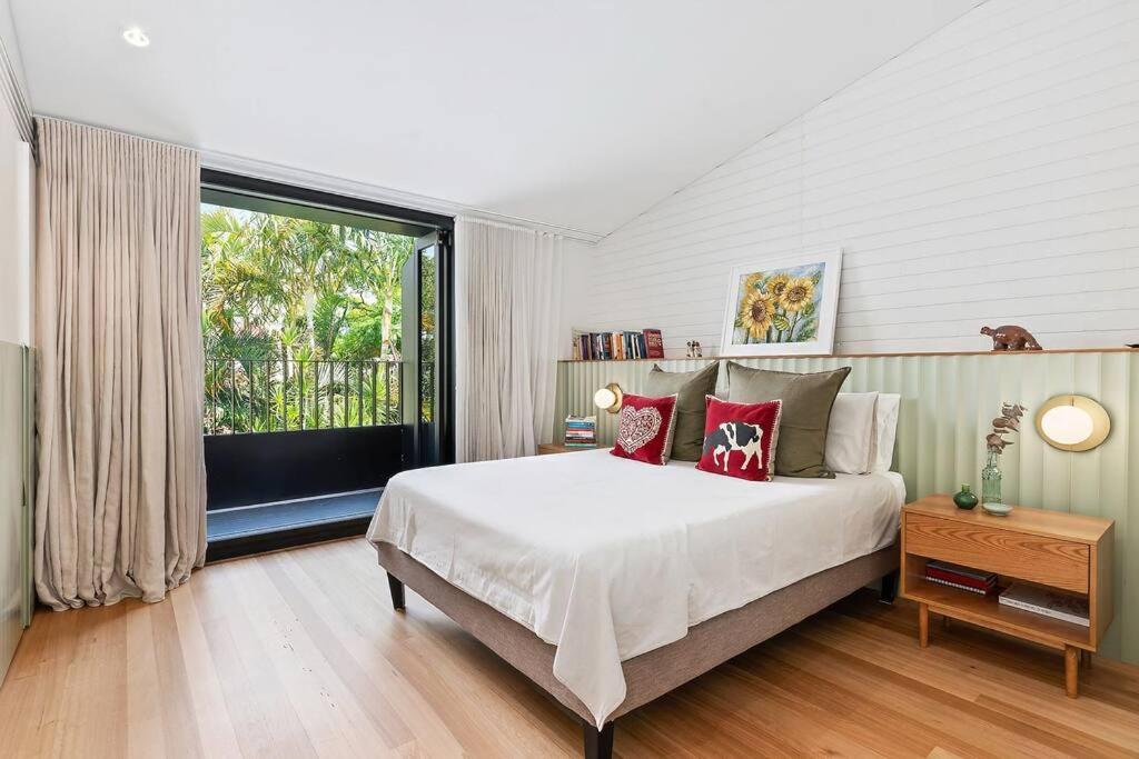Cozy 3 Bedroom House Annandale Sydney