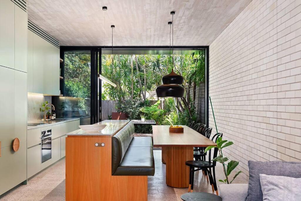 Cozy 3 Bedroom House Annandale *