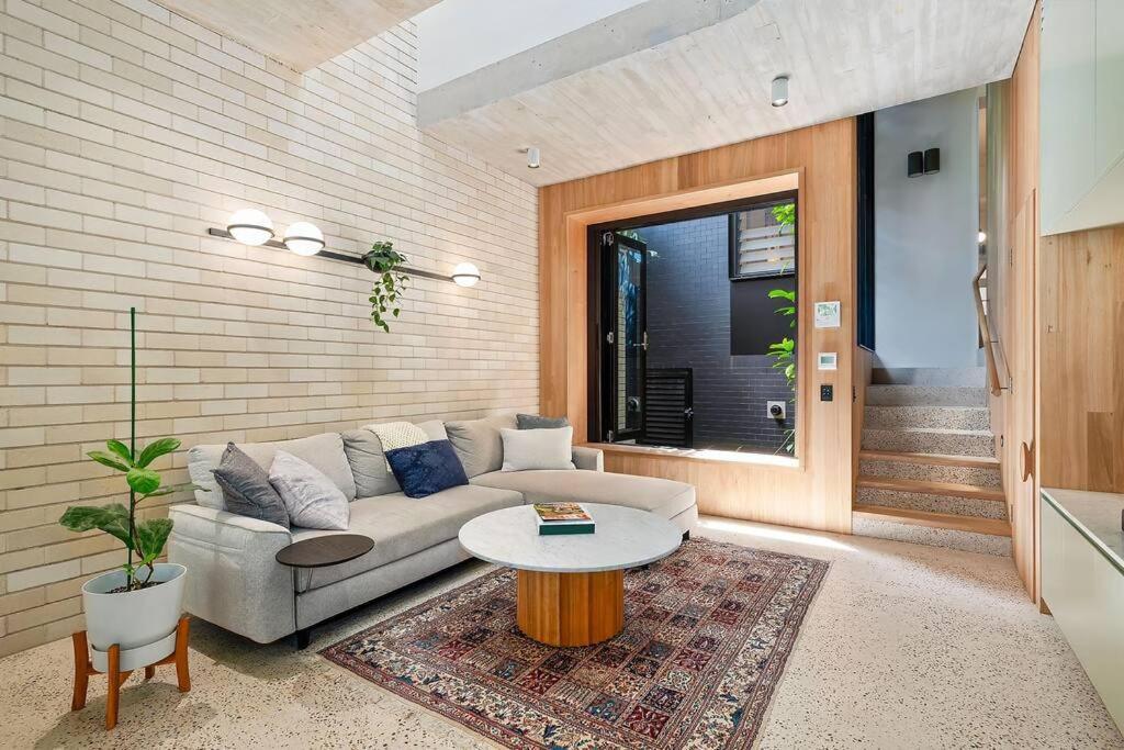 Cozy 3 Bedroom House Annandale Sydney