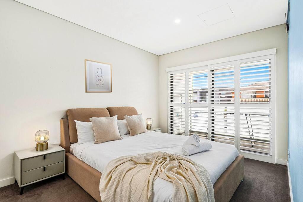 Convenient 4br With Private Pool Close To Airport Holiday home *