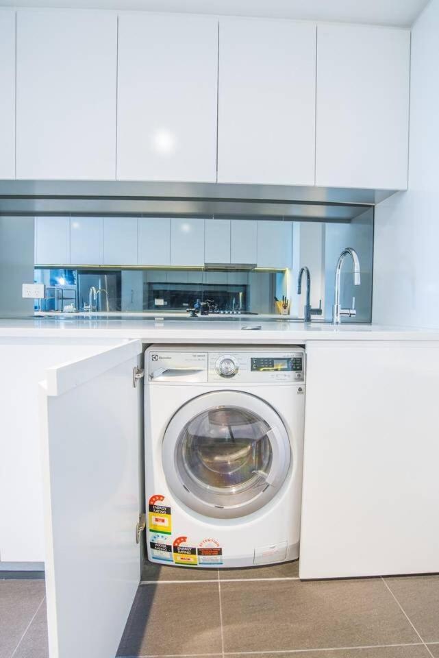 Minimalism Modern Apartment*waterview*parking＊iga Apartment Sydney