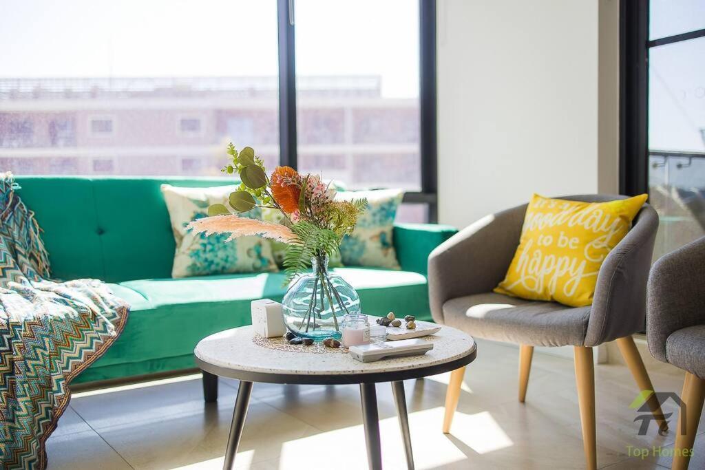 Sunshine 2 Bed In Olympic Park Sidney
