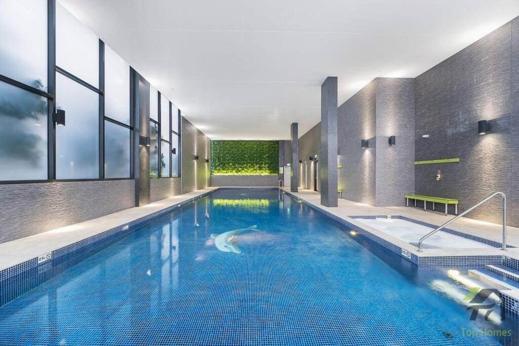 Sunshine 2 Bed In Olympic Park * Sidney