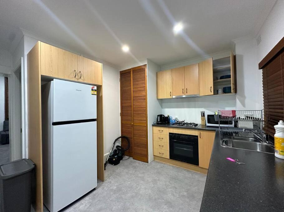 Remarkable 2 Bedroom House At The Centre Of Darlinghurst
