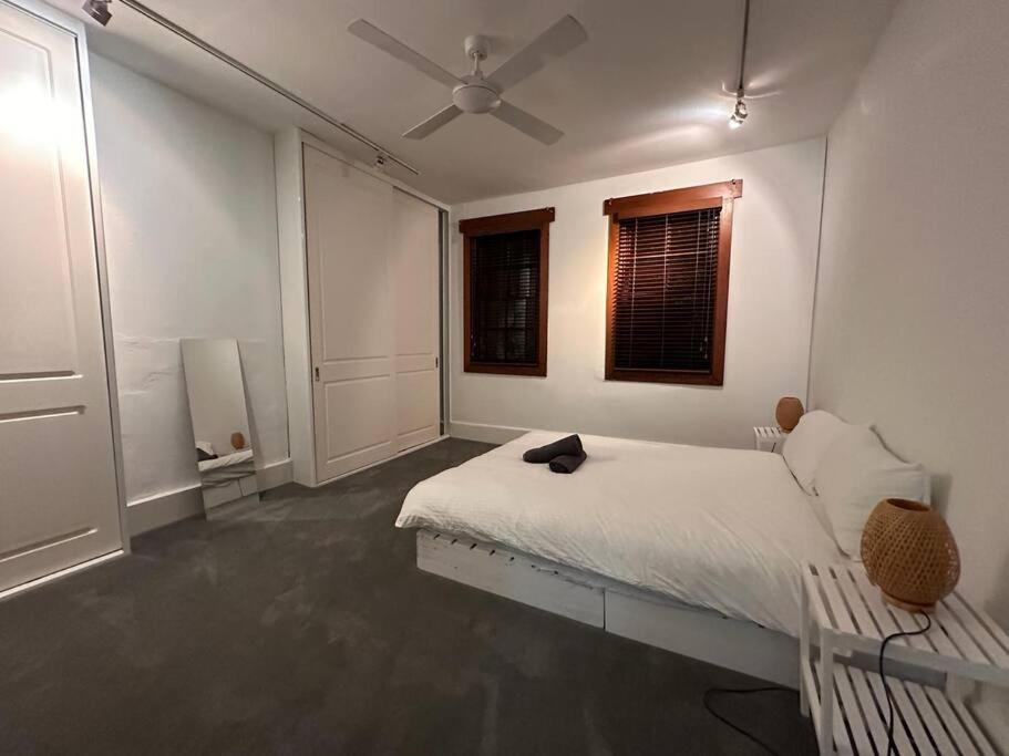 Ferienhaus Remarkable 2 Bedroom House At The Centre Of Darlinghurst