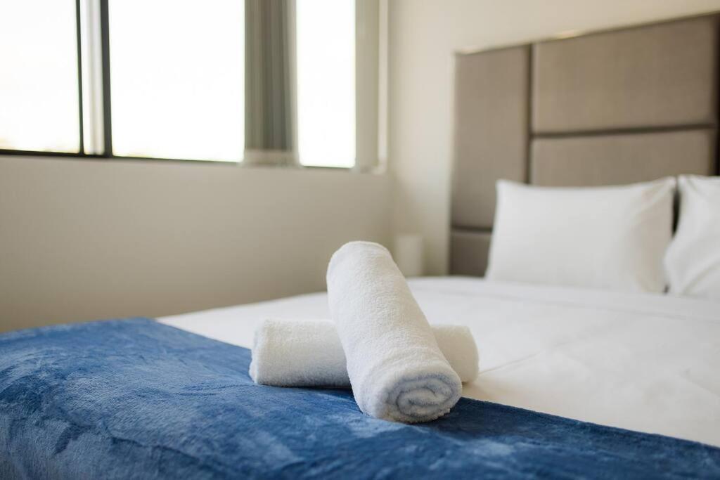 Two Bedroom Private In Lane Cove With Parking *