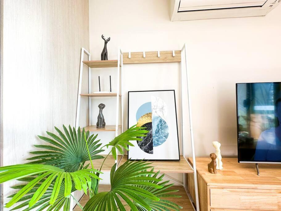 Living Made Easy : 1 Bed In Ashfield Heart Apartment Sydney