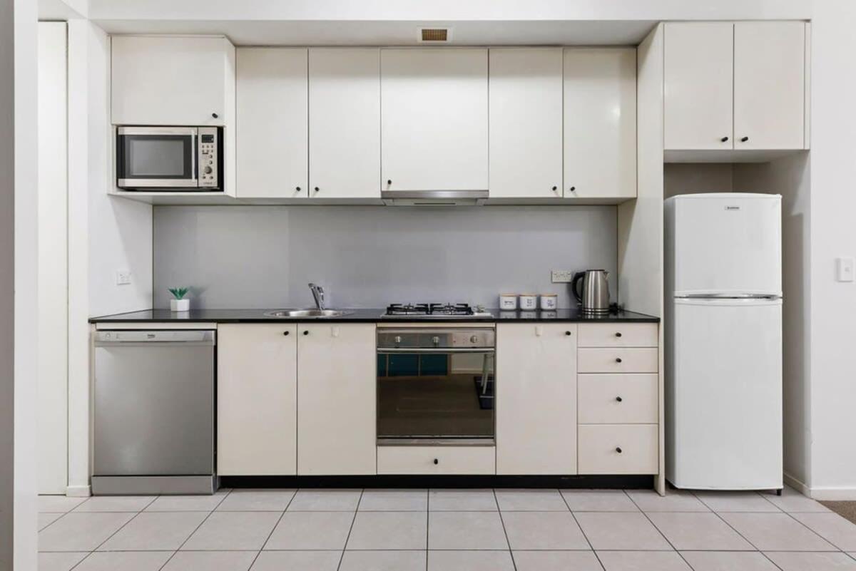 A Modern & Cozy Next To Darling Harbour