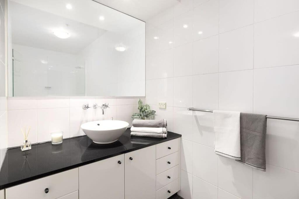 Apartment New! A Comfy & Stylish Next To Darling Harbour Sydney