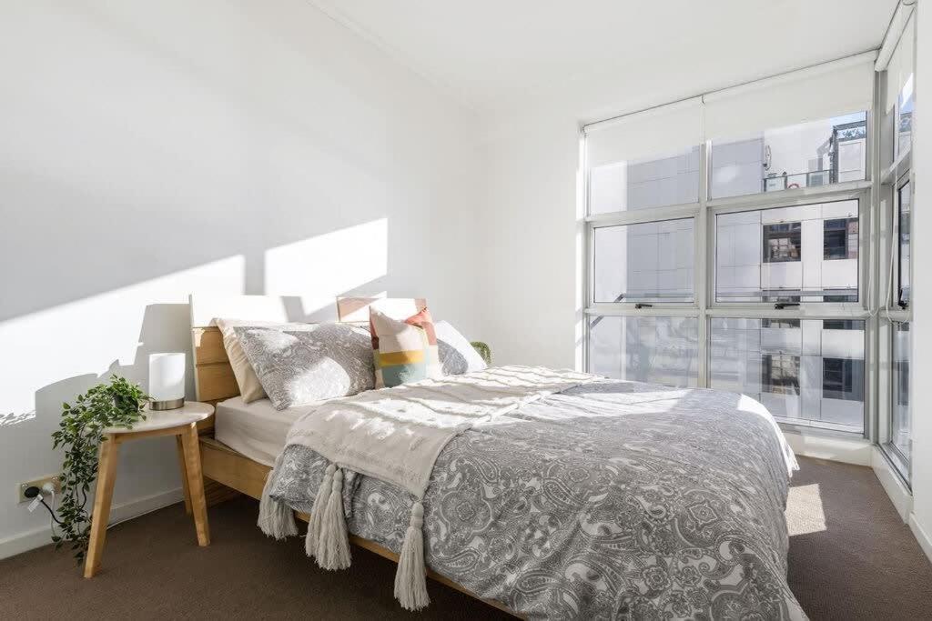 A Comfy 2br Amazing View Of Darling Harbour Apartment Sydney