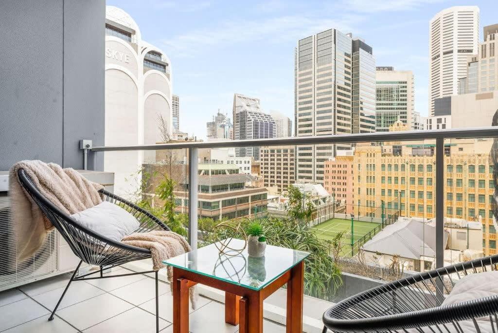 A Modern Views Next To Darling Harbour Sydney