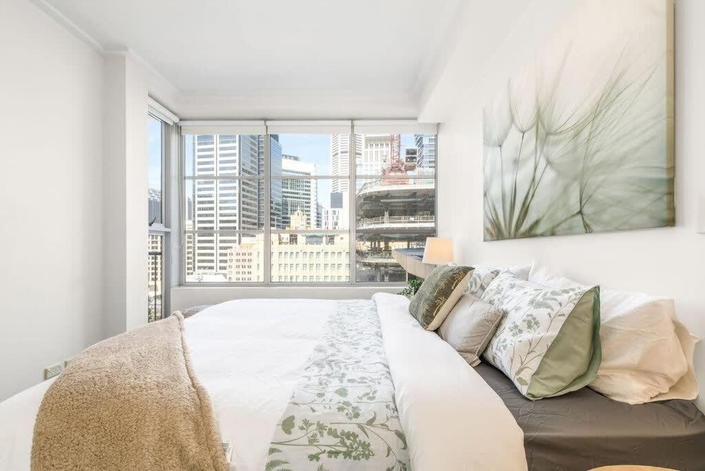 A Modern Views Next To Darling Harbour Apartment *