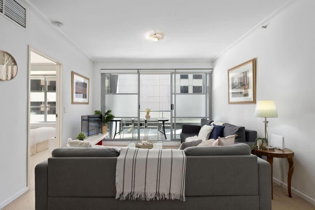 A Comfy 2br For 7 Next To Darling Harbour Sydney
