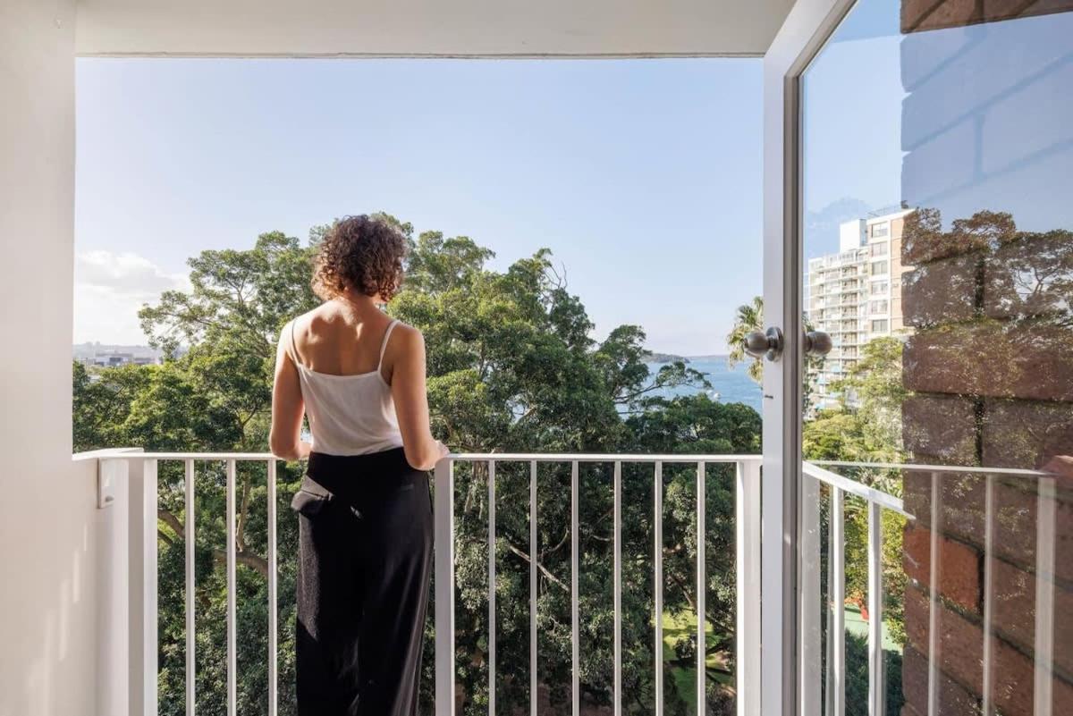 With Parking Balcony & Water Views Apartment *