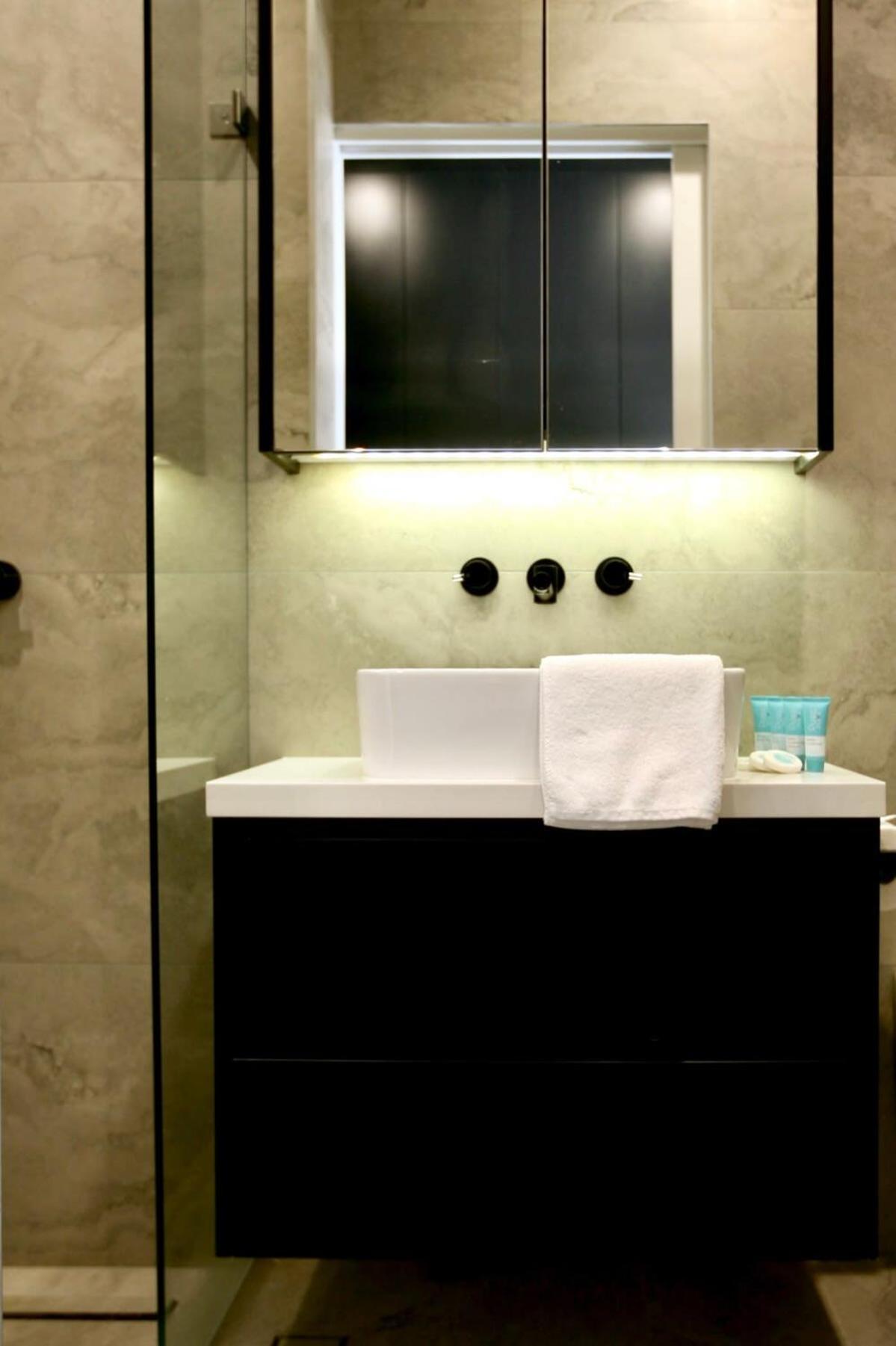 Lux & Quiet In, Potts Point Sydney
