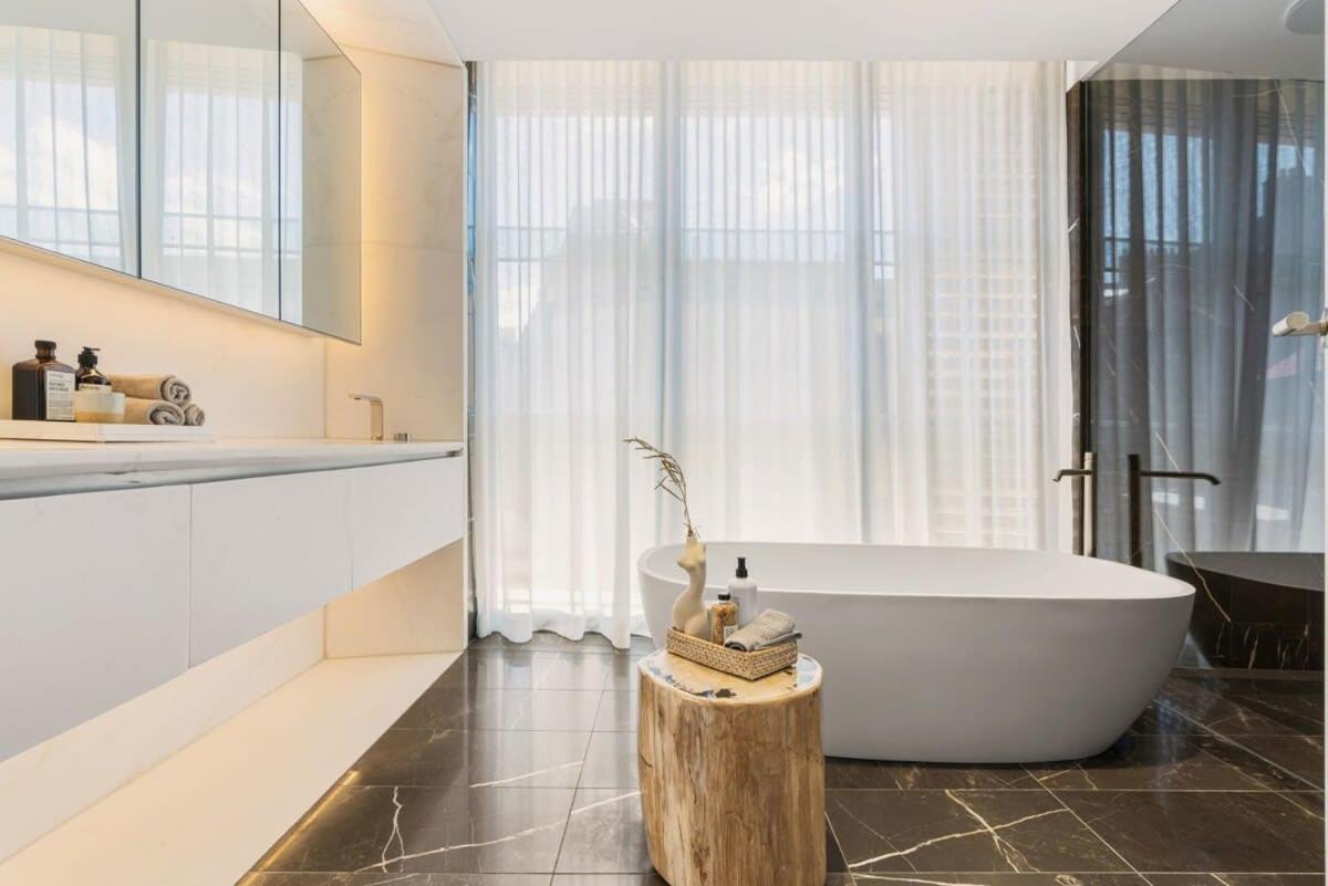 Terrace Boutique In The Heart Of The Rocks Apartment Sydney