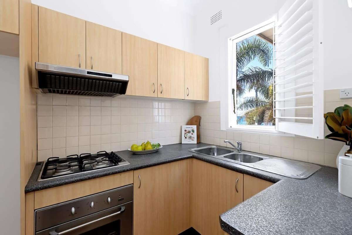 Absolute Seafront Bronte Apartment Sydney