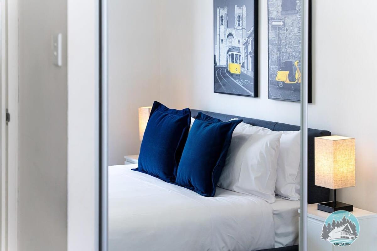 Aircabin - Mascot - Walk To Station - 2 Beds Apt * Sydney