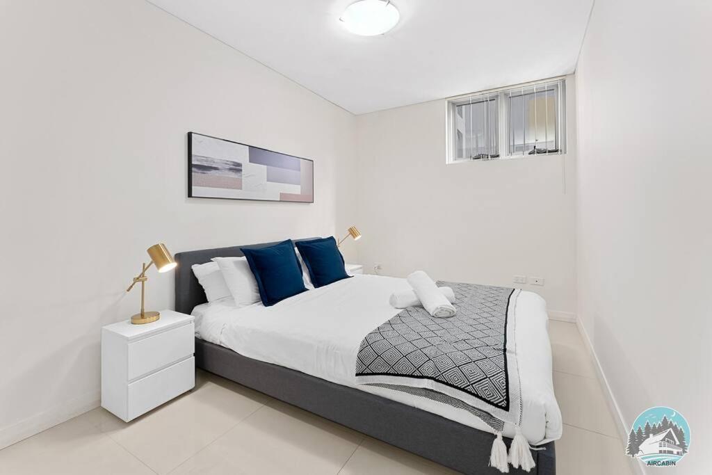 Aircabin - Mascot - Walk To Station - 3 Beds Apt