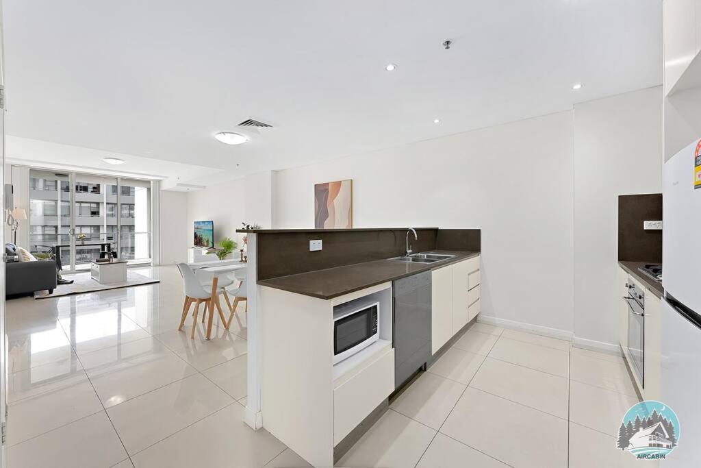 Aircabin - Mascot - Walk To Station - 3 Beds Apt Apartment Sydney
