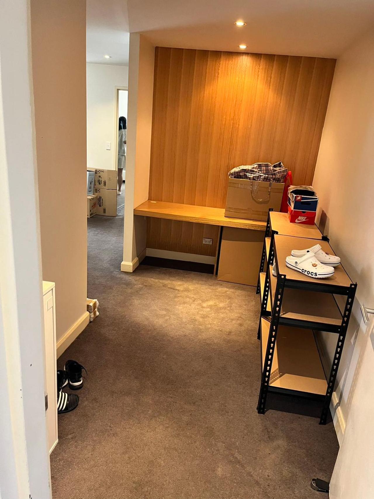 B Apartment