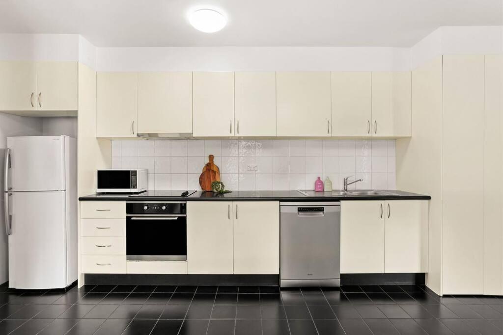 Cosy Inner Abode - 1 Bed Woolloomooloo