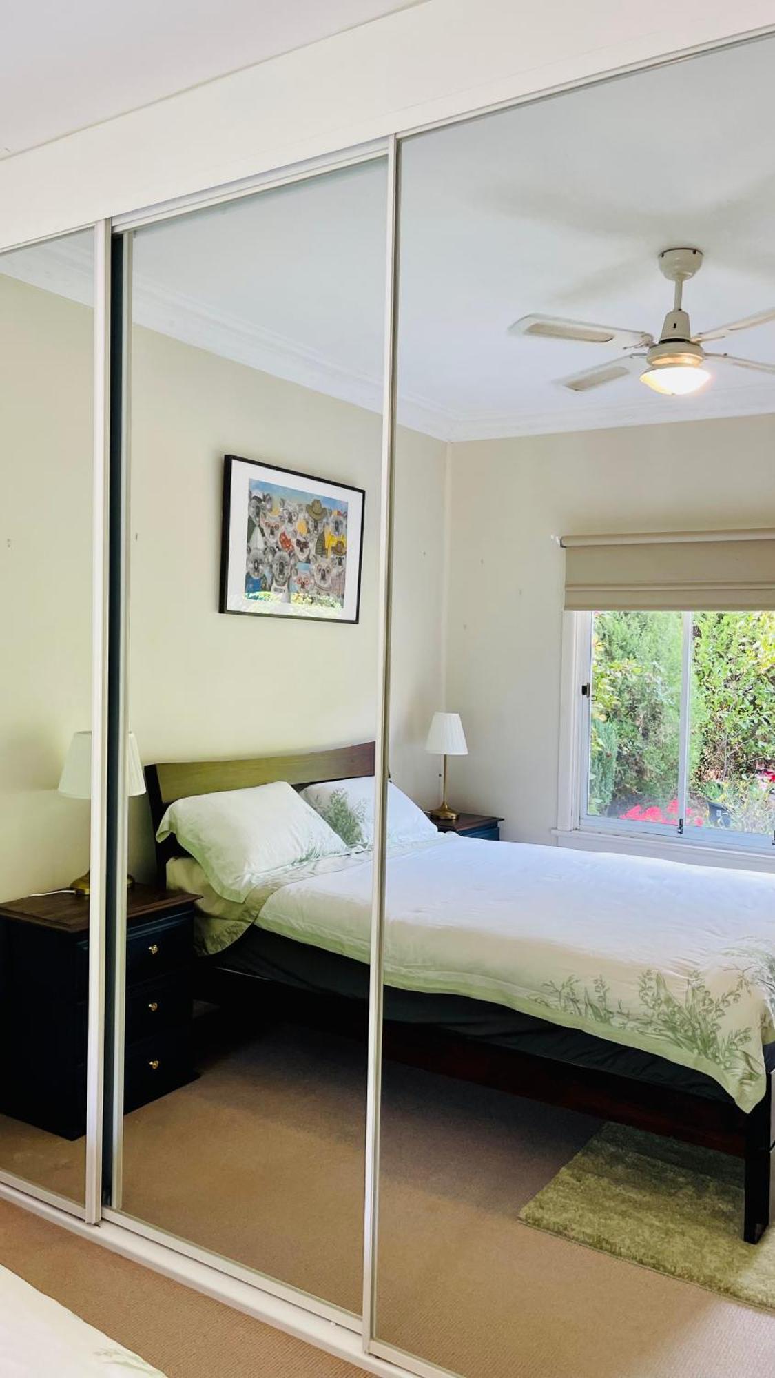 Comfort Queen Garden View Macquarie Park Ryde *