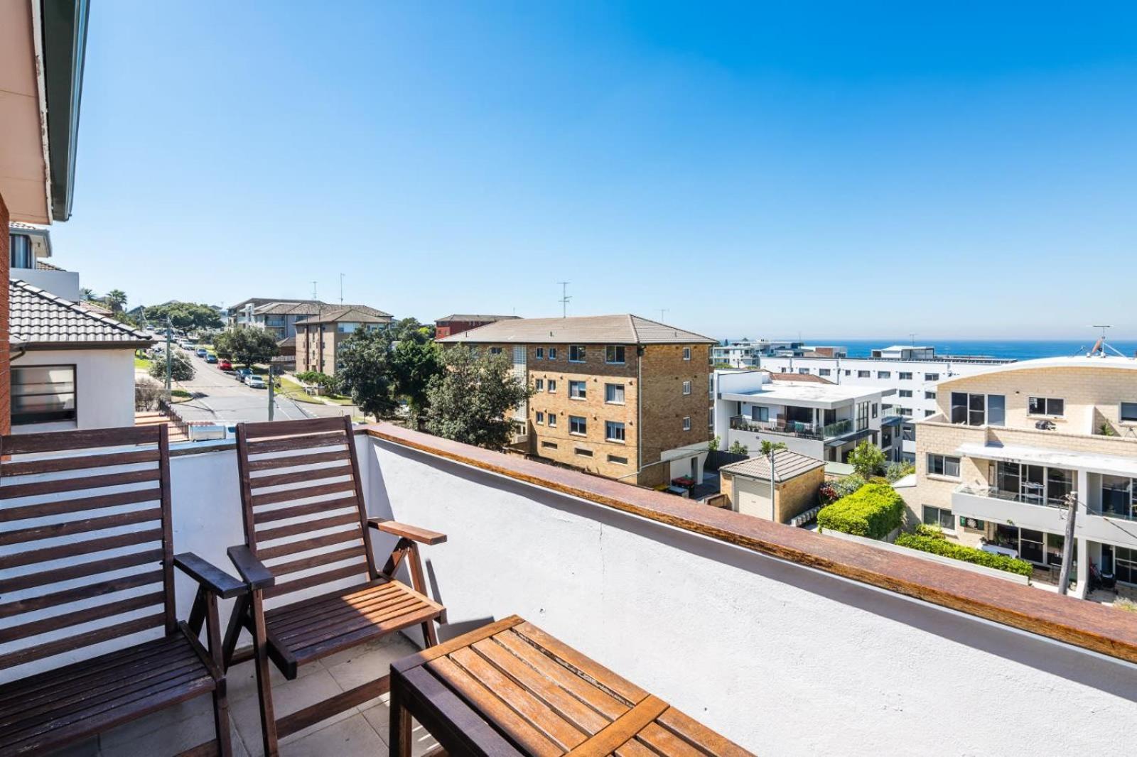 Stunning Maroubra Beachview With Parking Apartment *