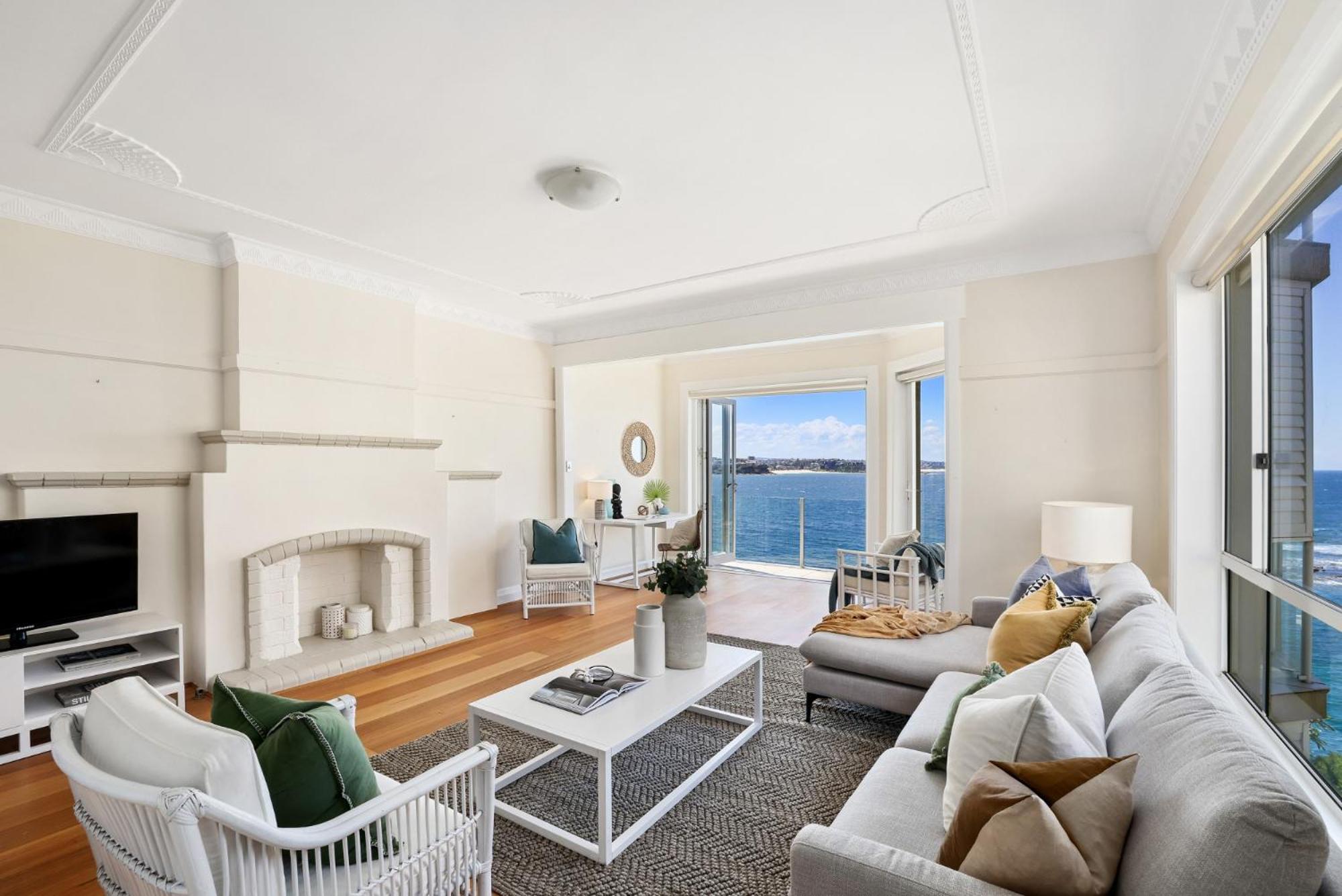 Apartment Stunning Ocean Front Manly, Shelly Beach