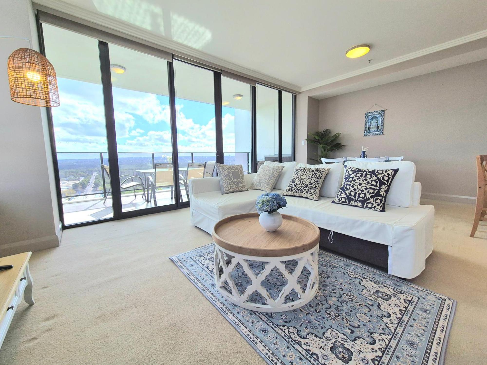 Holiday Style 3 Bedroom In Olympic Park Sydney