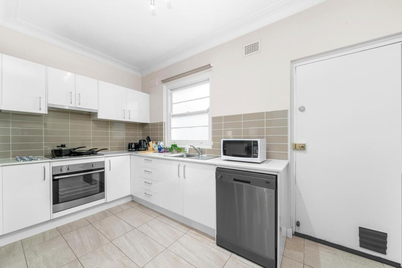 Apartment Harbour Bridge View 2br *