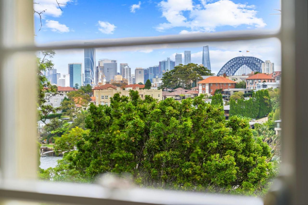 Apartment Harbour Bridge View 2br