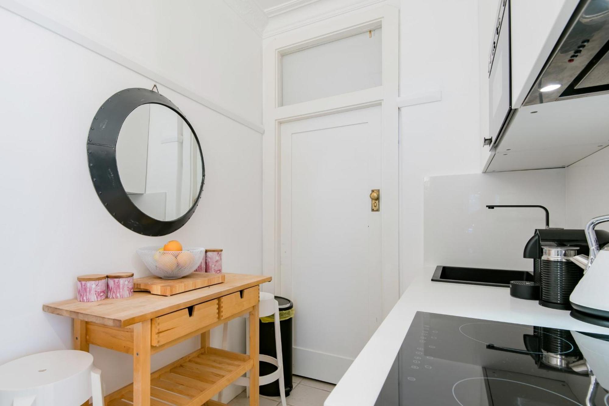 Apartment Holidayrento The Palm House Bondi *