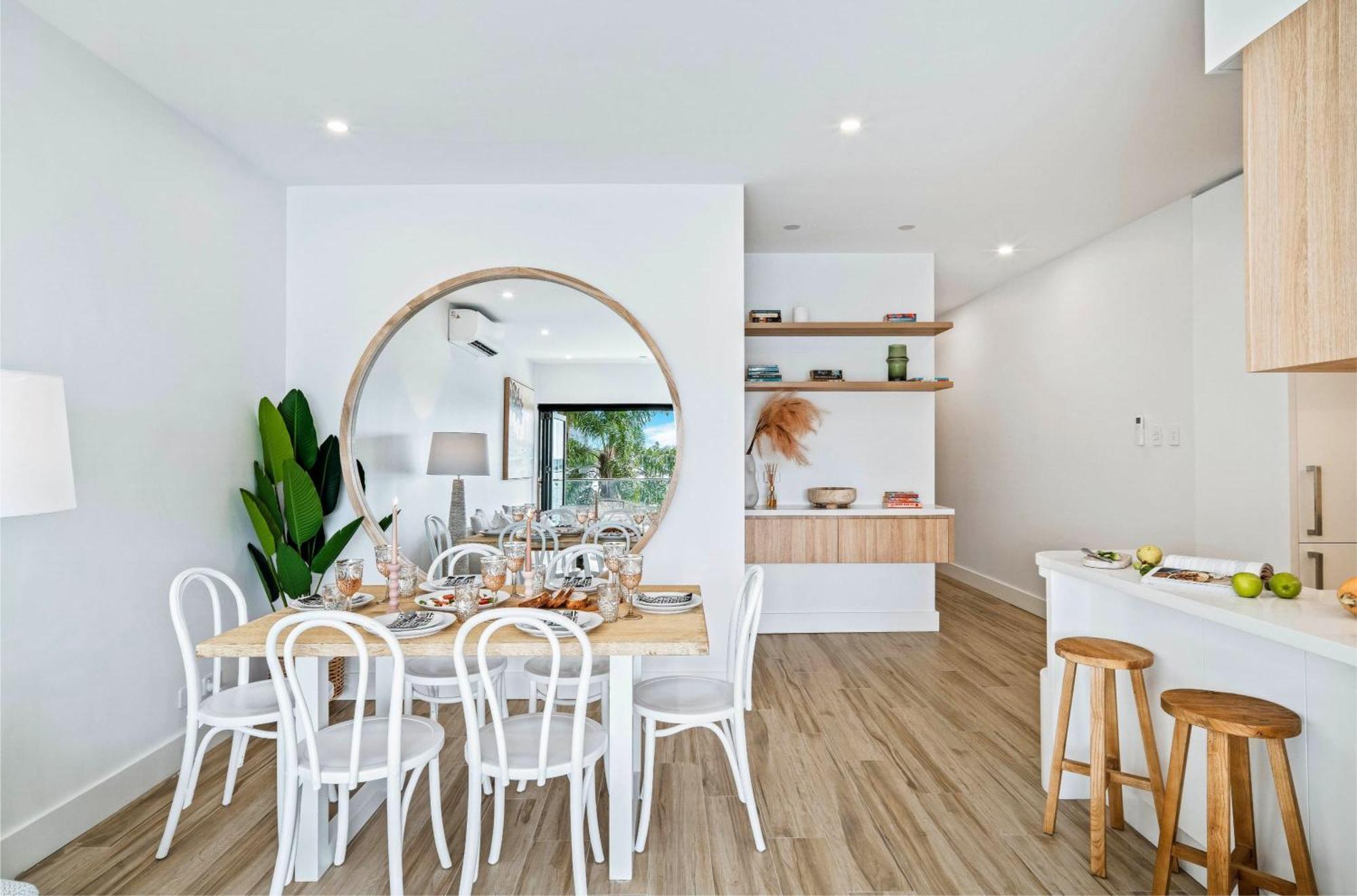 Coconut At Palm View Collective