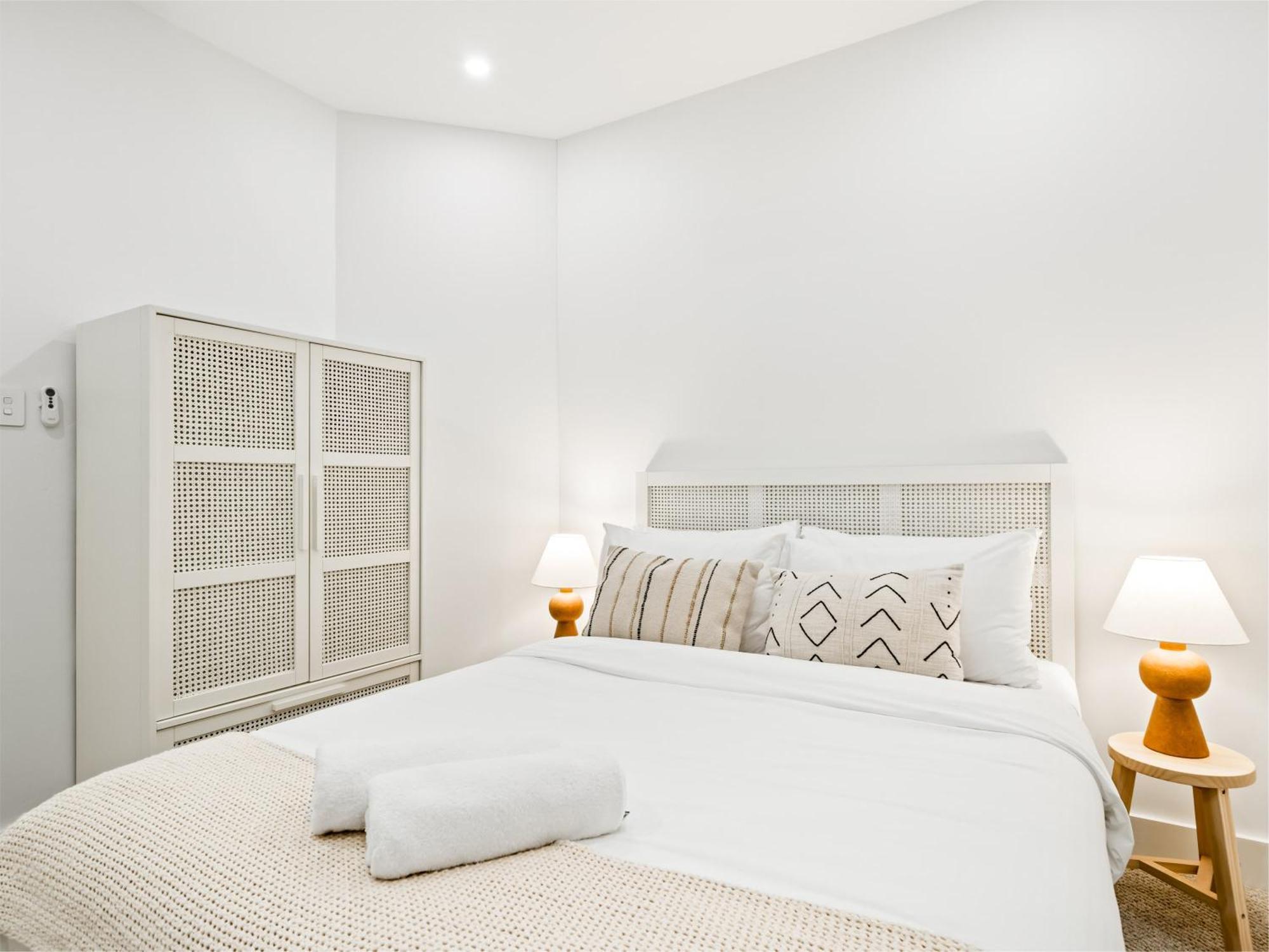 Apartment Peach At Palm View Collective Sydney