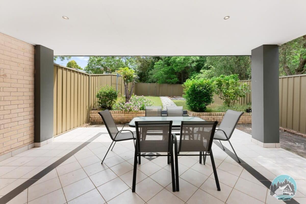 Aircabin - Telopea - - 5 Beds Holiday House Sydney