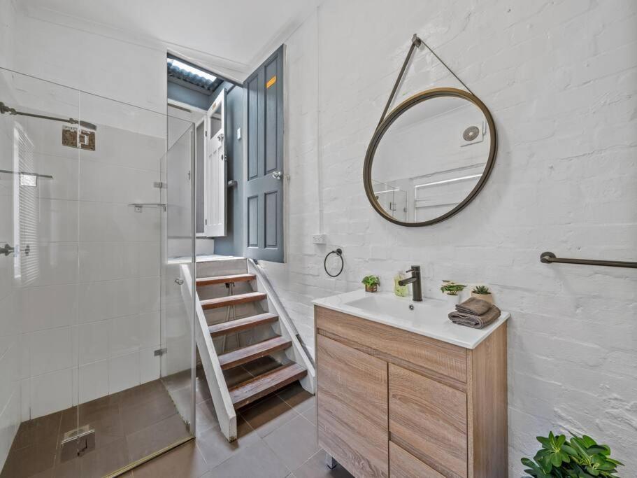 Holiday home Cozy 2br 1 Loft & Darling Harbour & Fish Market &casino-7 Mins Walk