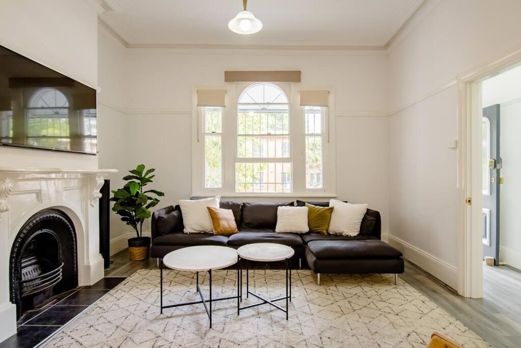 Holiday home Beautiful & Ultra Convenient 4-bdrm Terrace