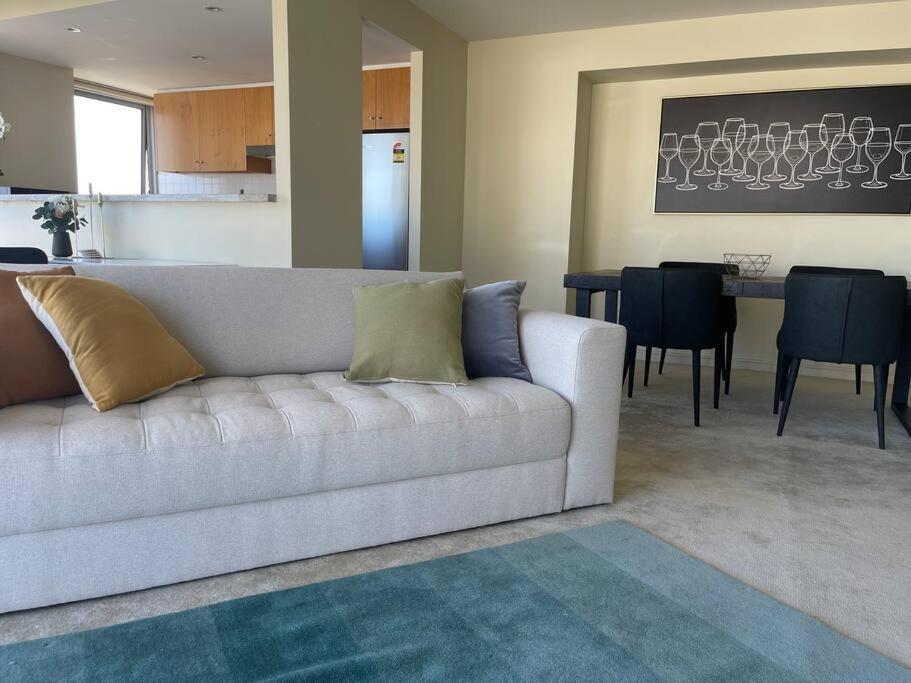 North 2 Bedroom - Pool Parking Gym Sleeps 6 Sidney