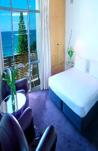 Hotel Dive